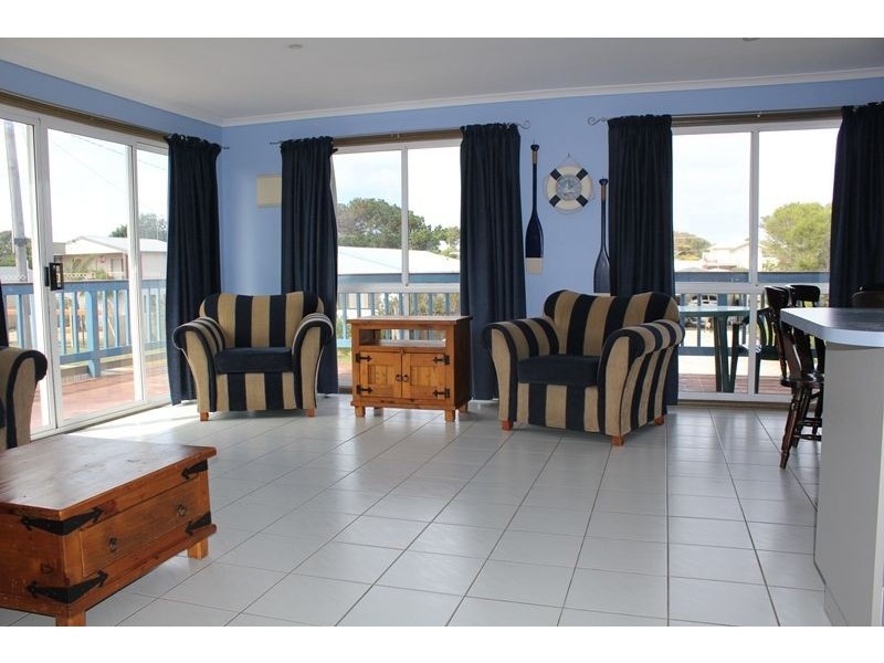 2 Seaspray Avenue, Cape Woolamai VIC 3925