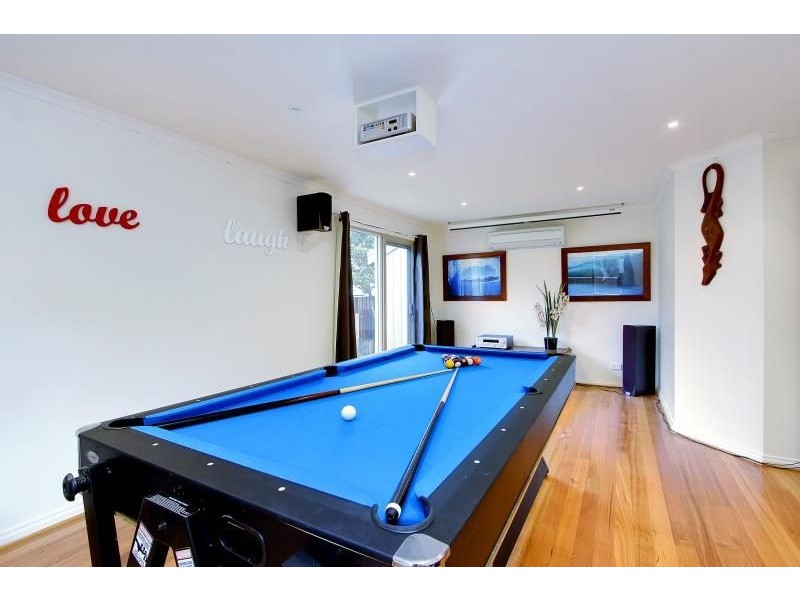 7 Sunderland Bay Road, Surf Beach VIC 3922