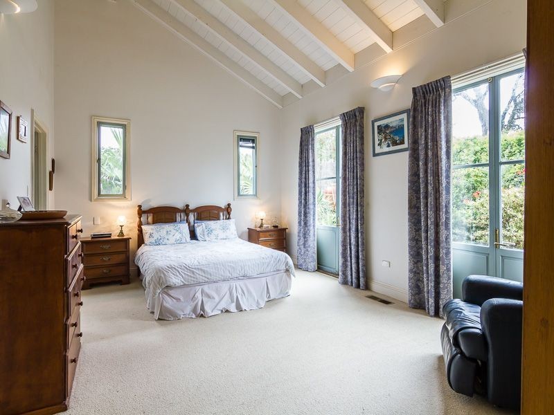 2/42 Stradbroke Avenue, Cowes VIC 3922