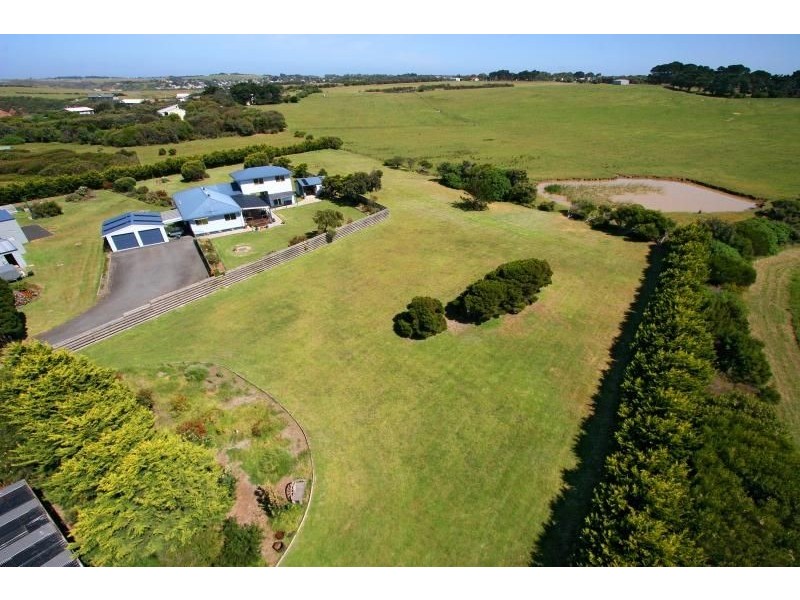 2A Dover Street, Sunderland Bay VIC 3922
