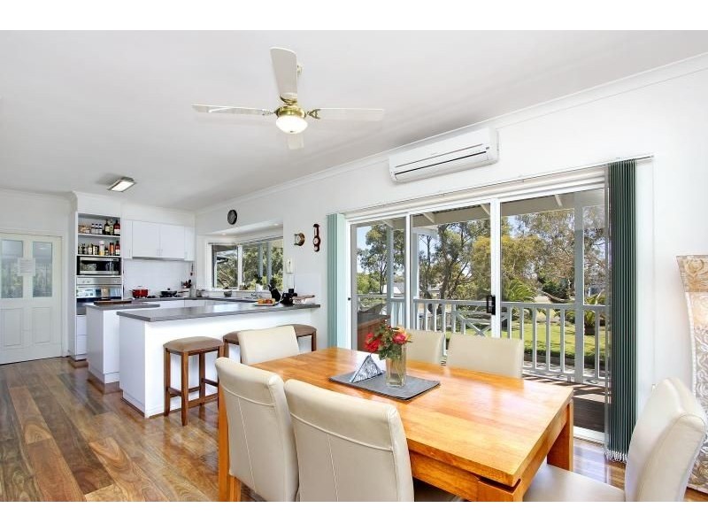 9 Gordon Street, Cowes VIC 3922