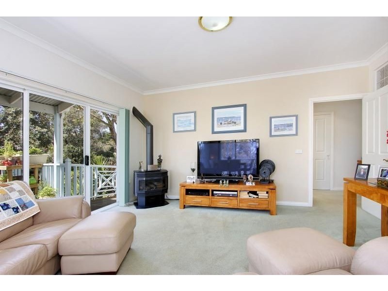 9 Gordon Street, Cowes VIC 3922