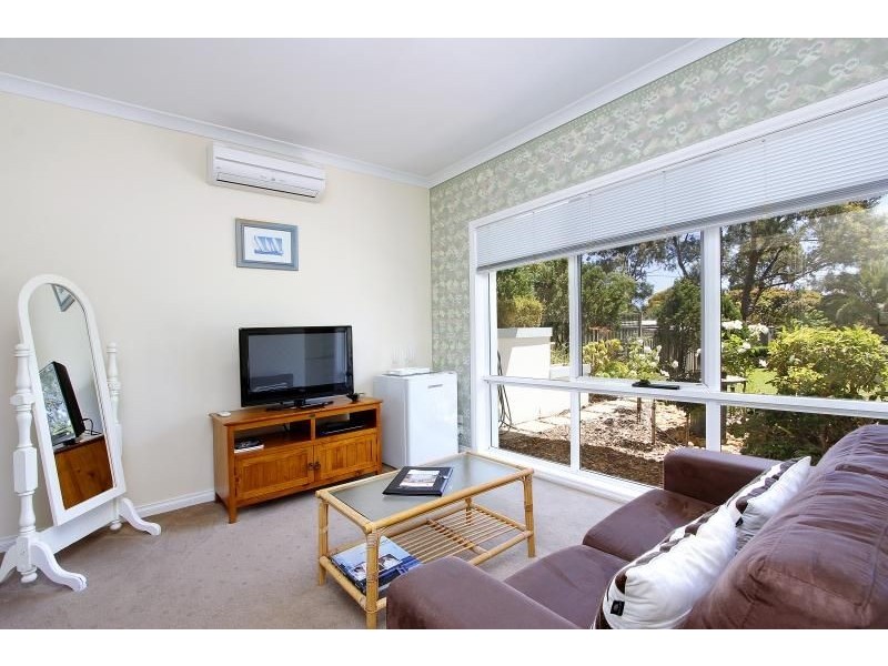 9 Gordon Street, Cowes VIC 3922