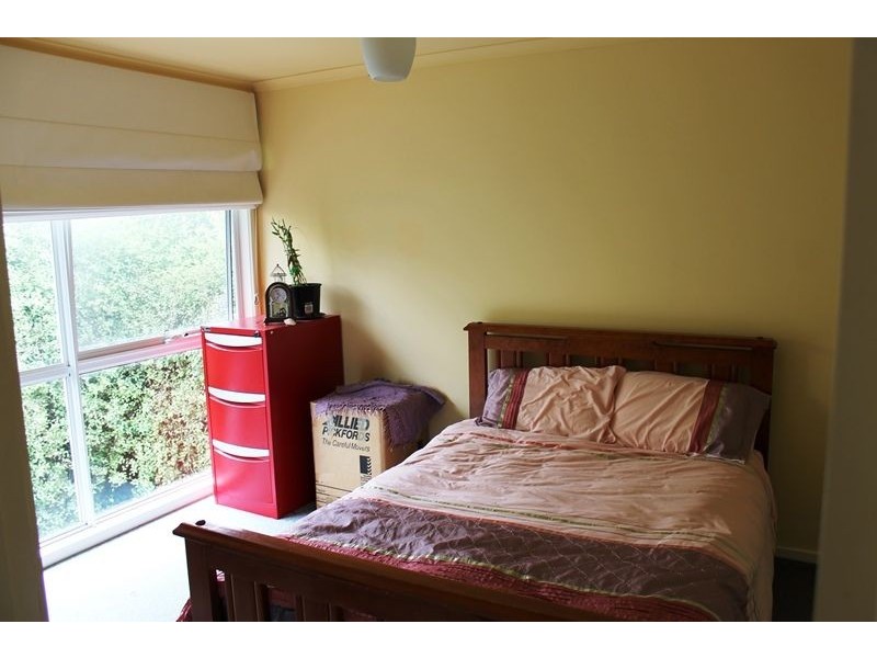 2 Sunderland Bay Road, Sunderland Bay VIC 3922