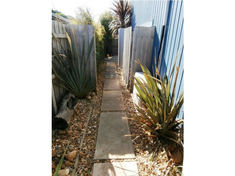2 Sunderland Bay Road, Sunderland Bay VIC 3922