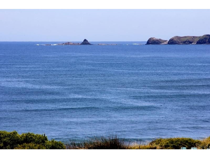 72 The Esplanade, Sunderland Bay VIC 3922