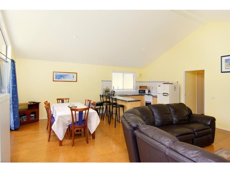 4 Bruce Road, Silverleaves VIC 3922