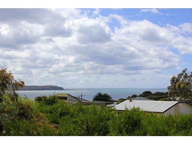 27 Clearwater Avenue, Cape Woolamai VIC 3925