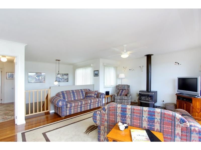 27 Clearwater Avenue, Cape Woolamai VIC 3925