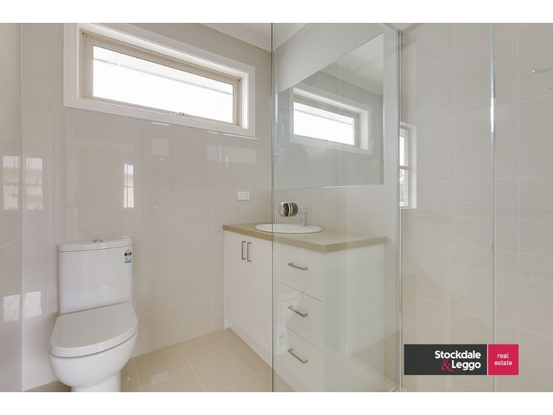 2/6 Albert Street, Cowes VIC 3922