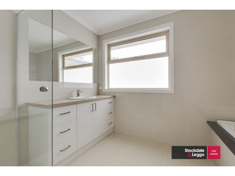 2/6 Albert Street, Cowes VIC 3922