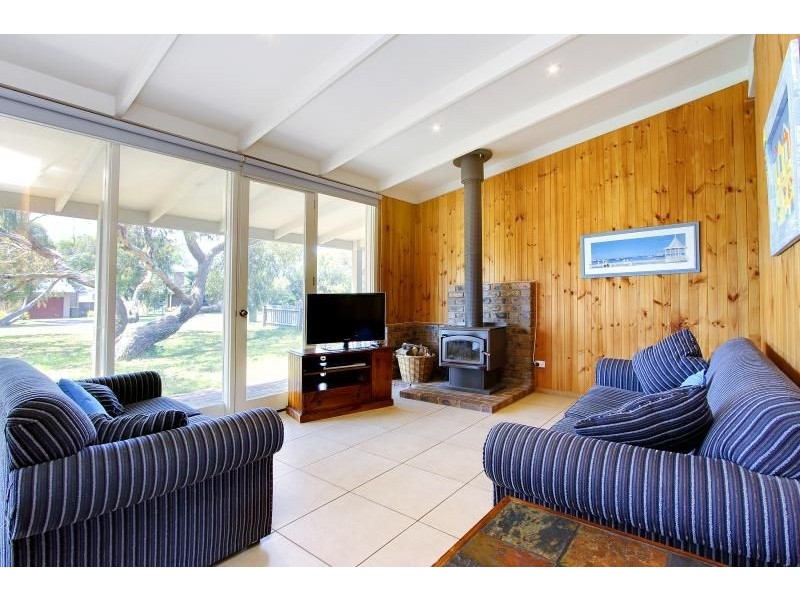 1 Carisbrooke Court, Cowes VIC 3922