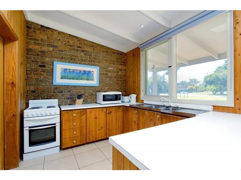 1 Carisbrooke Court, Cowes VIC 3922