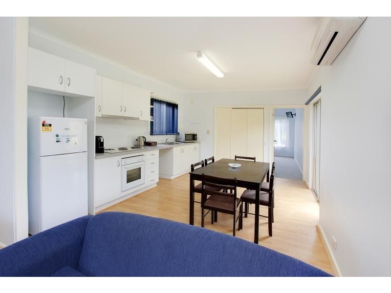 16 Ti Tree Drive, Cowes VIC 3922