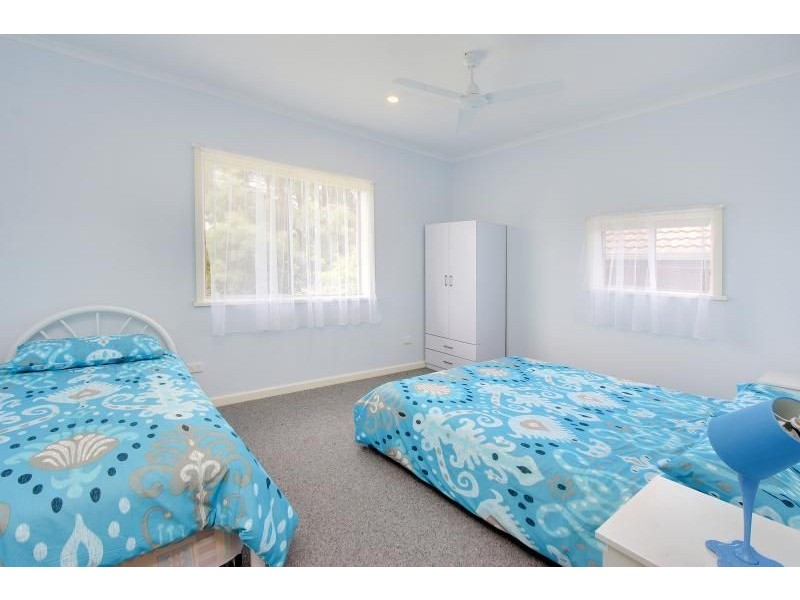 16 Ti Tree Drive, Cowes VIC 3922