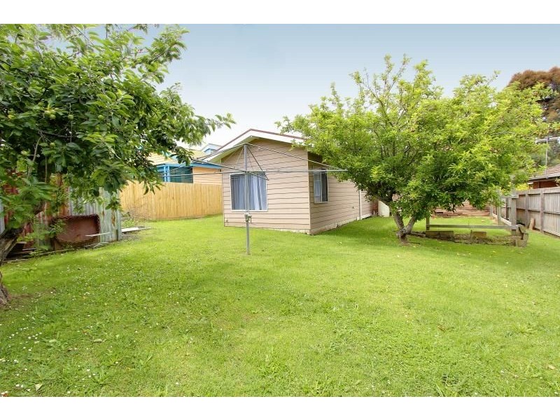16 Ti Tree Drive, Cowes VIC 3922