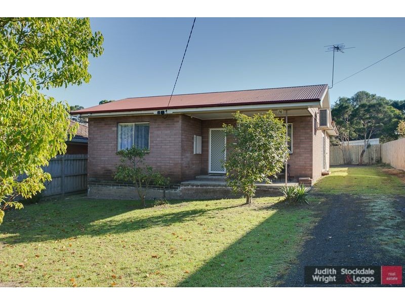 16 Ti Tree Drive, Cowes VIC 3922