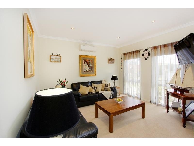 51 Redwood Drive, Cowes VIC 3922