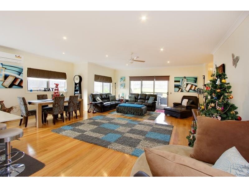 37 Phillip Island Road, Sunset Strip VIC 3922