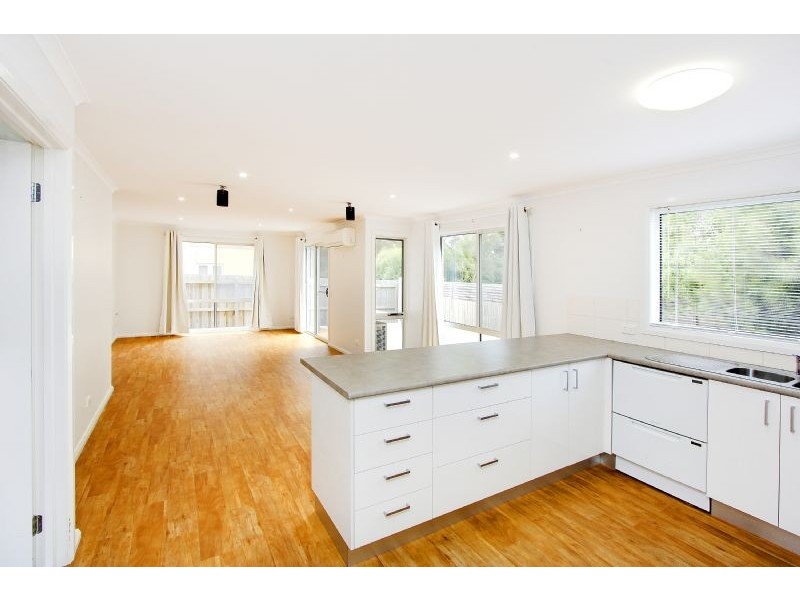 3/27 Jenner Ave, Cowes VIC 3922