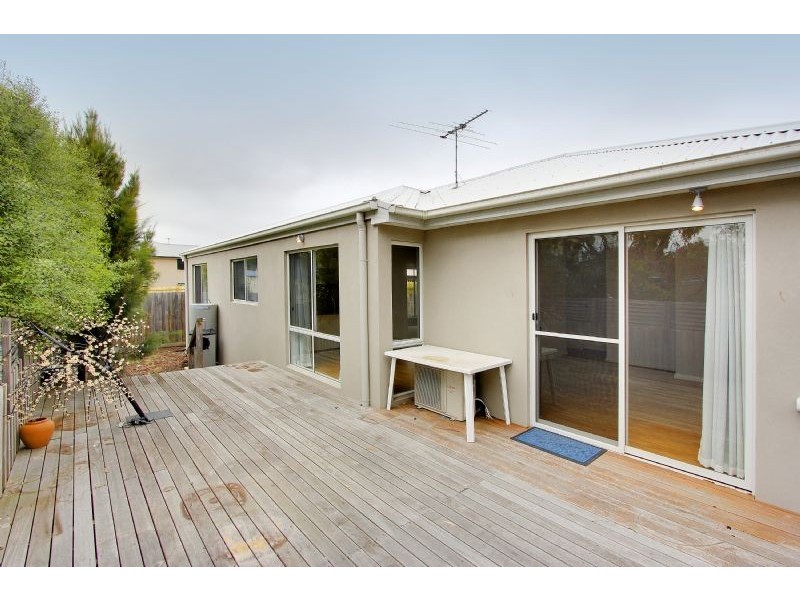 3/27 Jenner Ave, Cowes VIC 3922