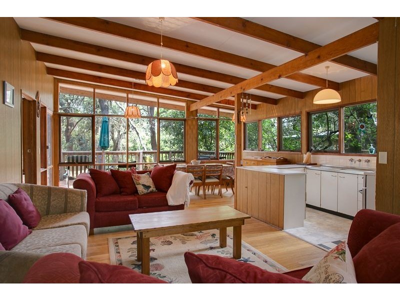 98 Silverleaves Avenue, Silverleaves VIC 3922