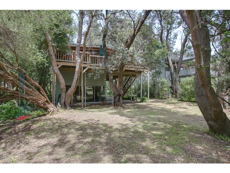 98 Silverleaves Avenue, Silverleaves VIC 3922