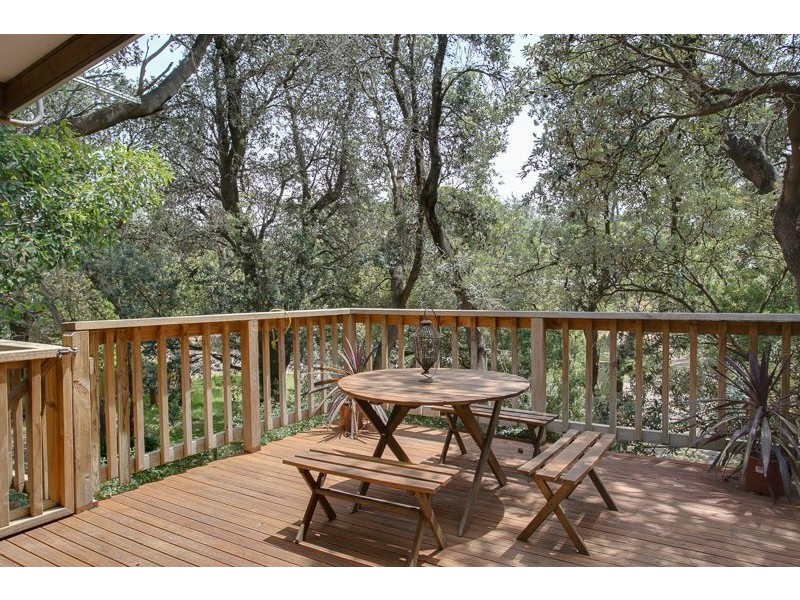 98 Silverleaves Avenue, Silverleaves VIC 3922