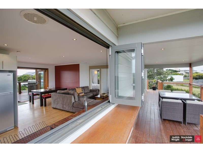 24 Sinclair Avenue, Surf Beach VIC 3922