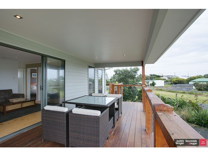 24 Sinclair Avenue, Surf Beach VIC 3922