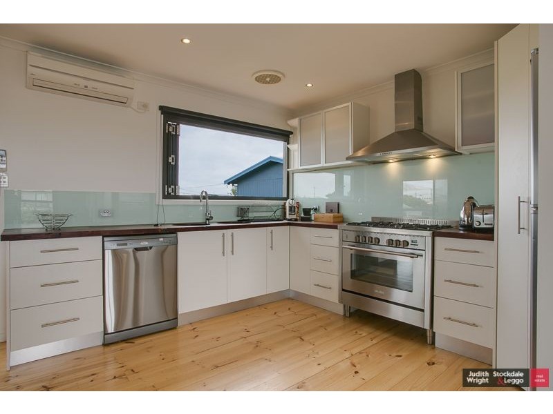 24 Sinclair Avenue, Surf Beach VIC 3922