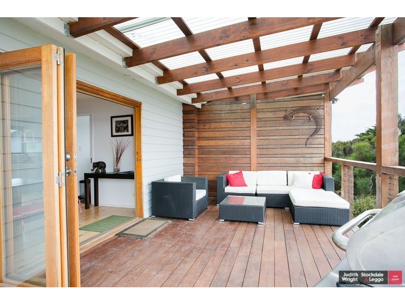 24 Sinclair Avenue, Surf Beach VIC 3922