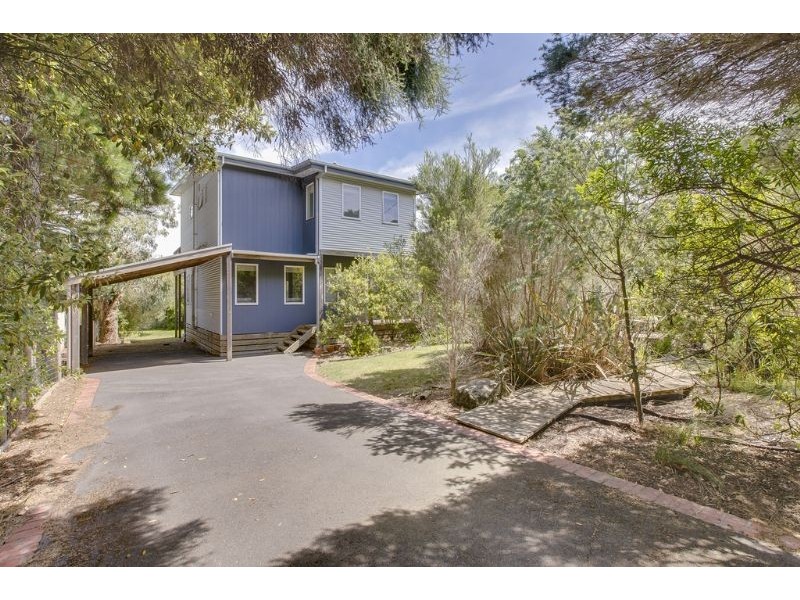 7 Murray Street, Smiths Beach VIC 3922