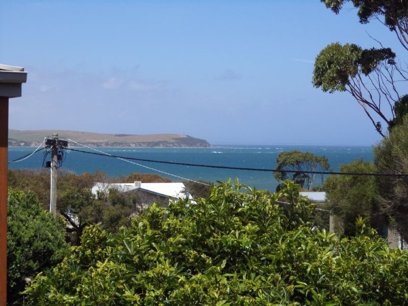 34 Clearwater Ave, Cape Woolamai VIC 3925