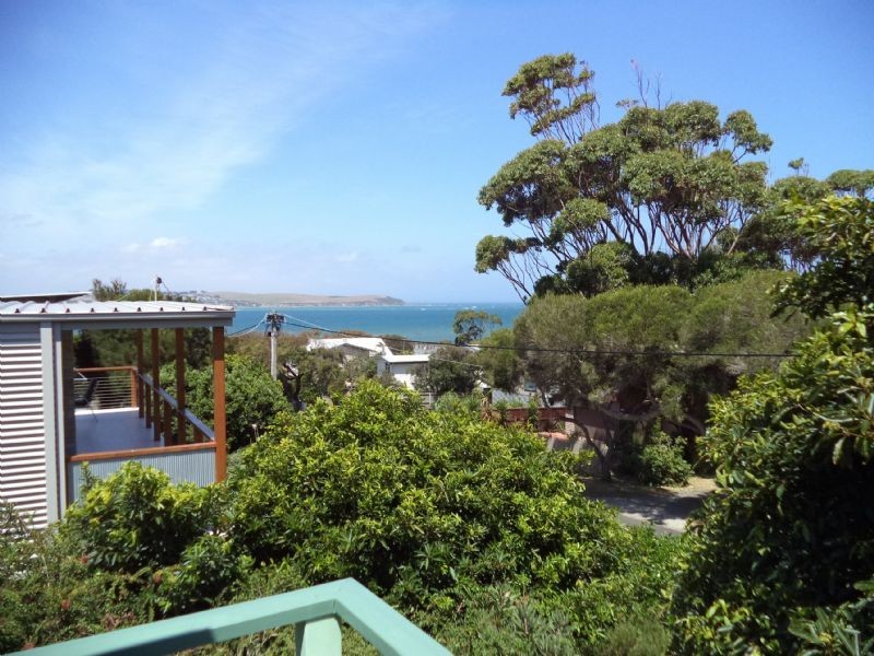 34 Clearwater Ave, Cape Woolamai VIC 3925