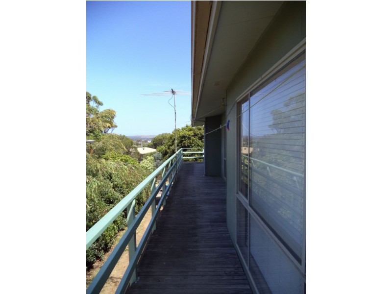 34 Clearwater Ave, Cape Woolamai VIC 3925