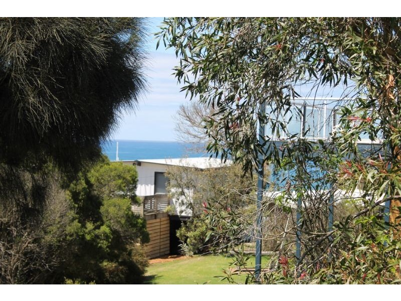 31 Waikiki Cresent, Smiths Beach VIC 3922