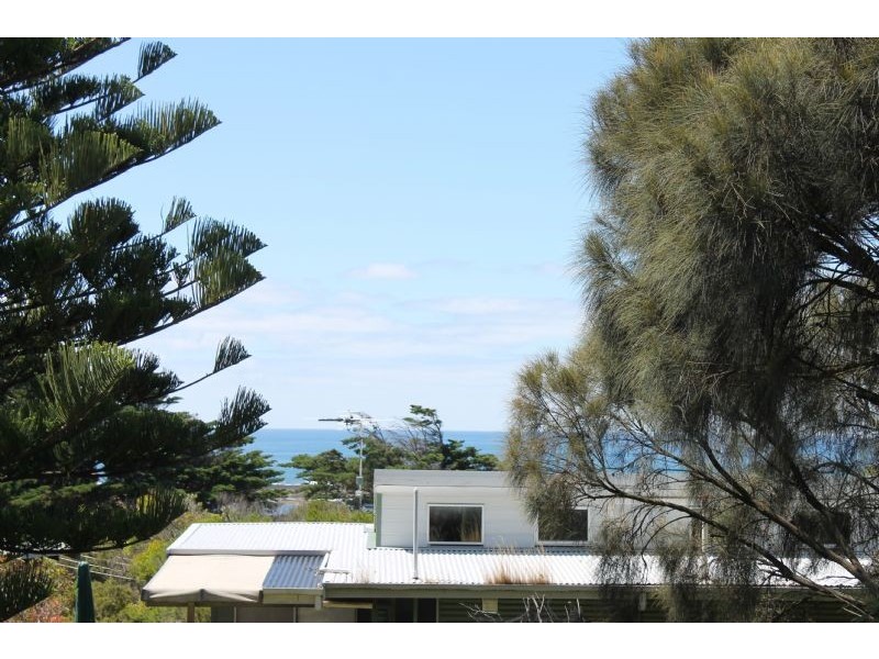 31 Waikiki Cresent, Smiths Beach VIC 3922