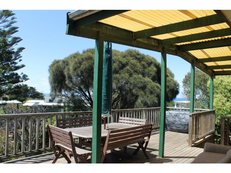 31 Waikiki Cresent, Smiths Beach VIC 3922