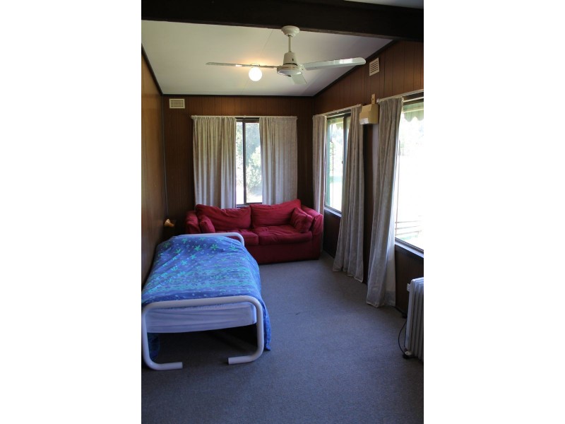 31 Waikiki Cresent, Smiths Beach VIC 3922