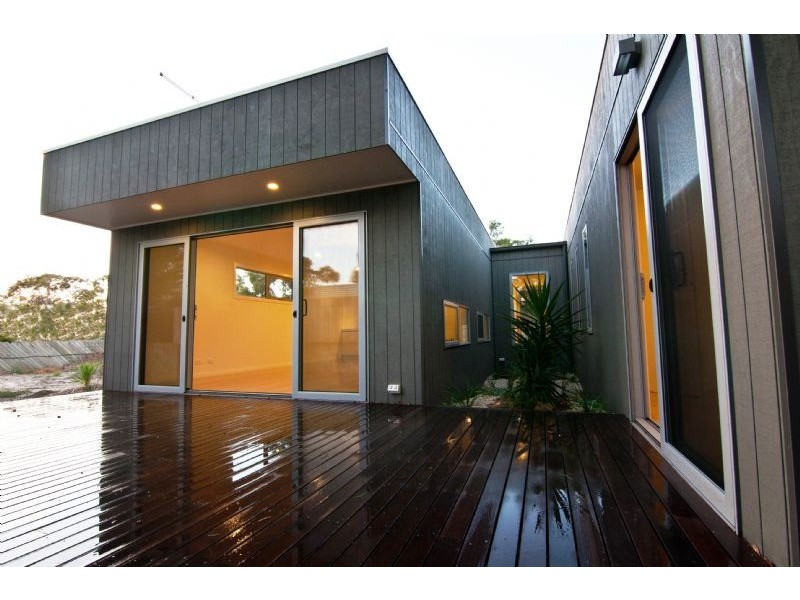 2/201 Thompson Avenue, Cowes VIC 3922