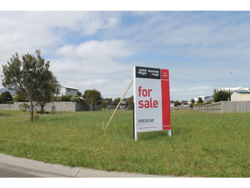 4 Meldrum Court, Cowes VIC 3922