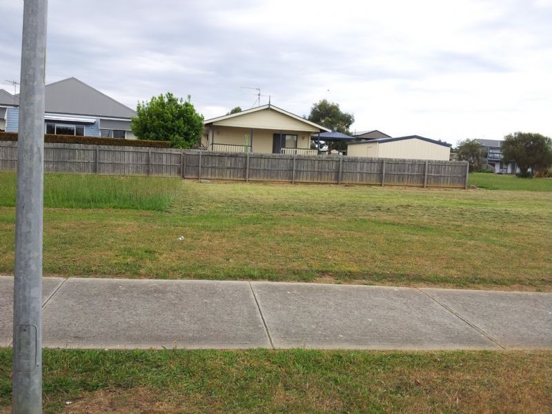 4 Meldrum Court, Cowes VIC 3922