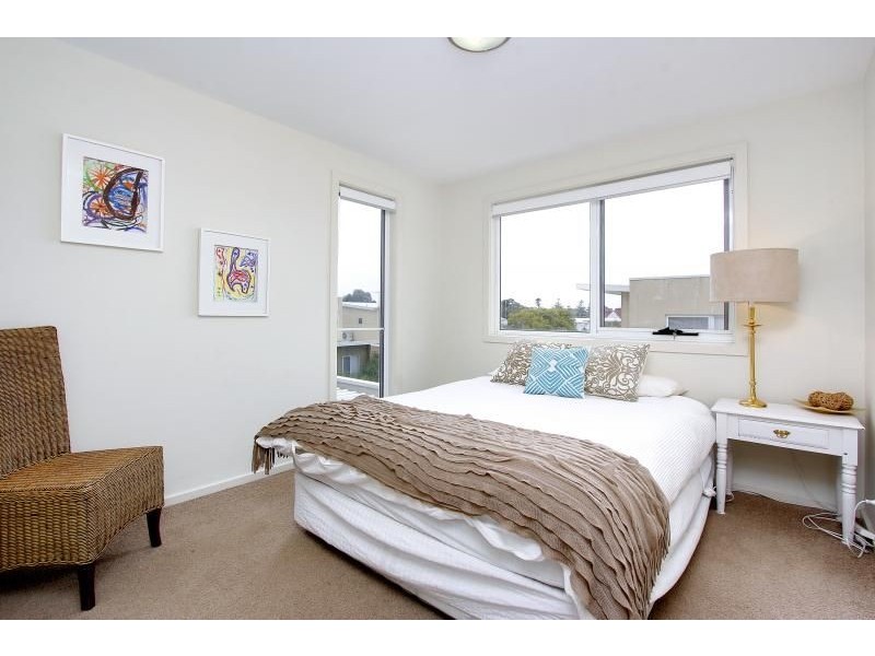 4/2 Kate Court, Cowes VIC 3922