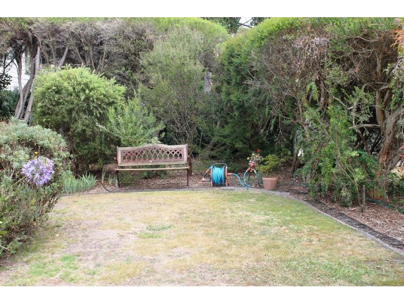 5 Cypress Court, Cowes VIC 3922