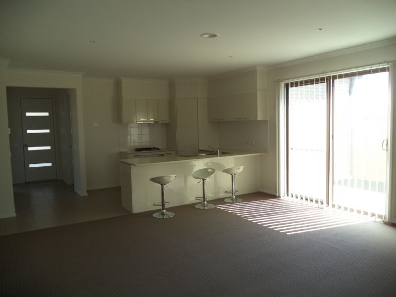 2 Silverstone Drive, Cowes VIC 3922