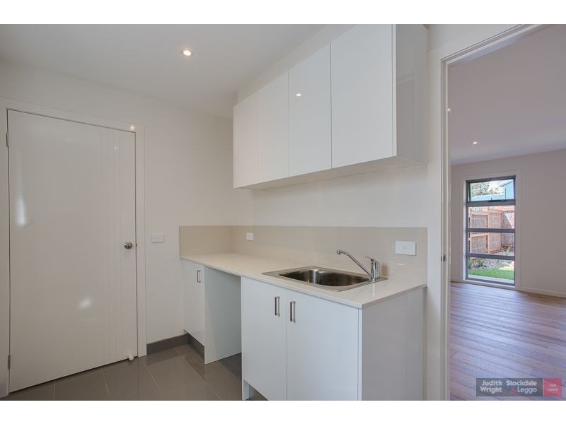 1/4 Osbourne Avenue, Cowes VIC 3922