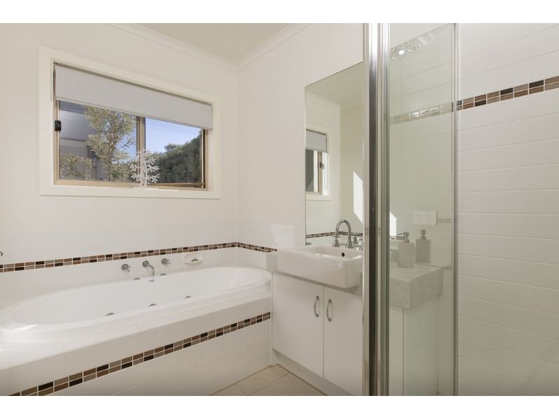 28 Surf Crescent, Surf Beach VIC 3922