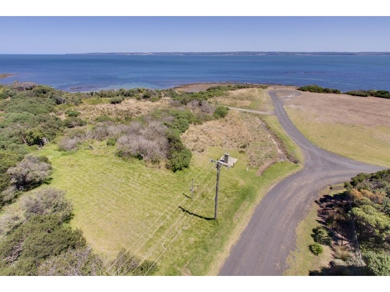 2 Devon Avenue, Ventnor VIC 3922