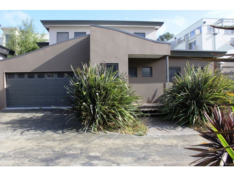10/55-57 Chapel Street, Cowes VIC 3922